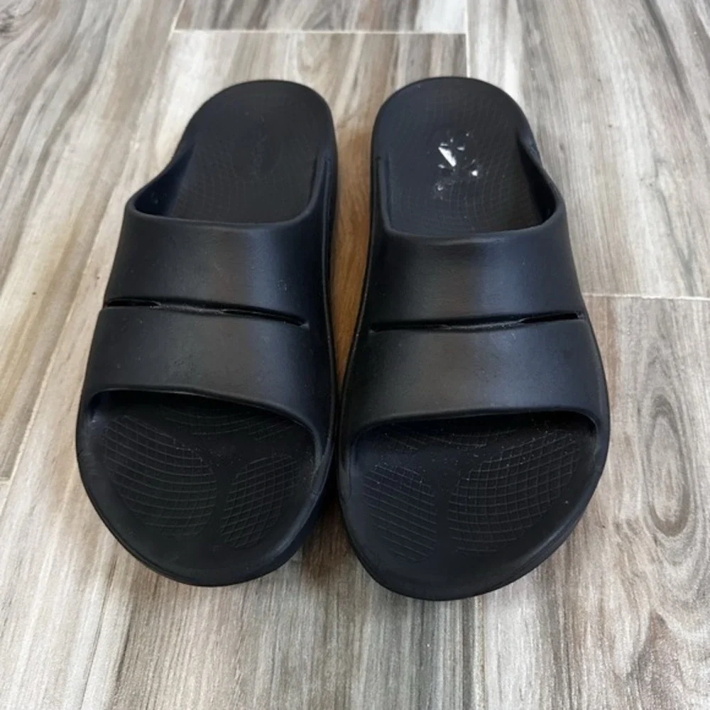Oofos Ooahh Sandals Men's 13 Recovery Slip On Slide Black Travel‎ Comfort Summer